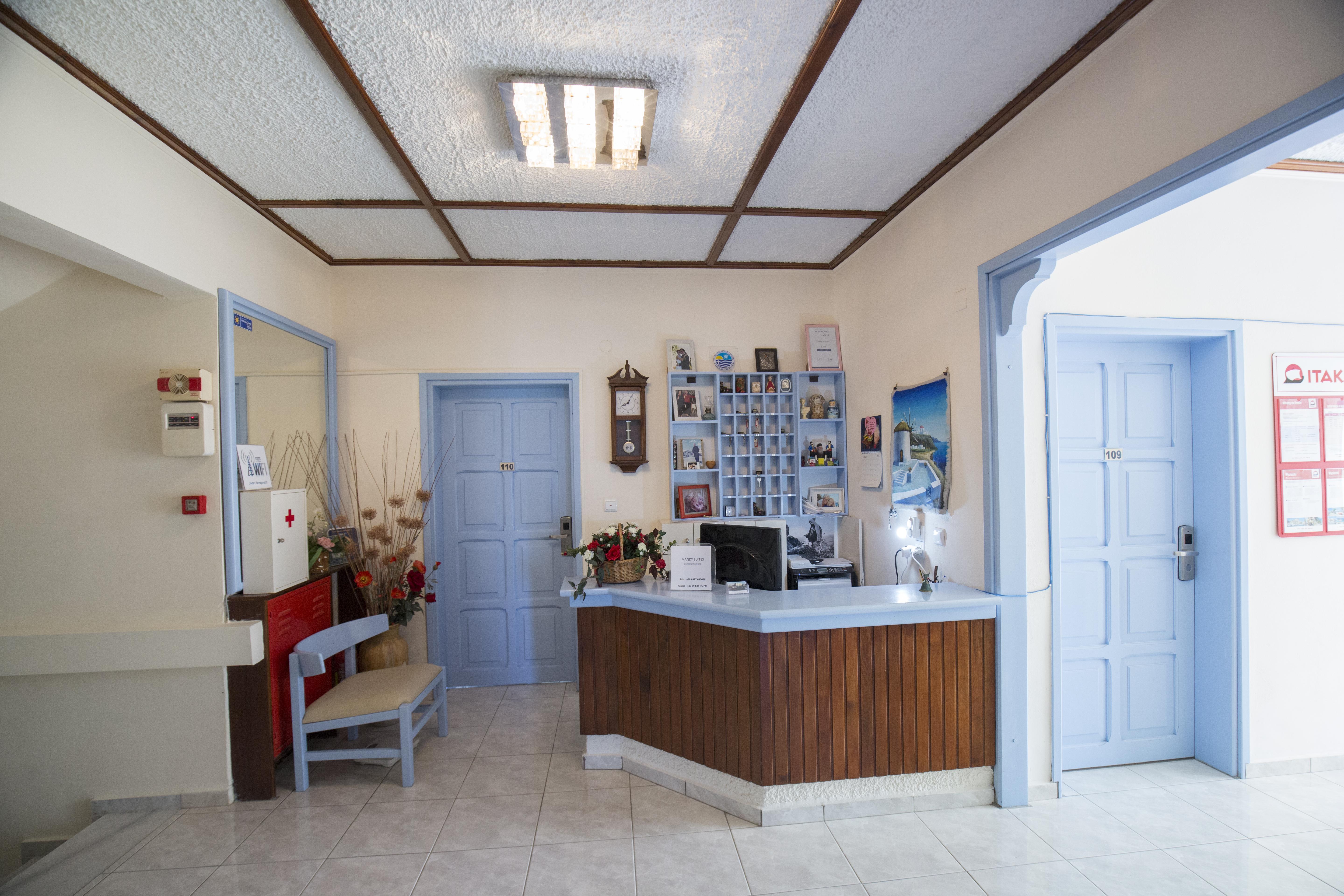 Mandy Suites Kissamos Exterior photo